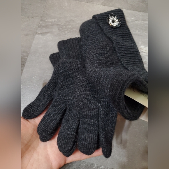 NWT Stil Estro Knit Hat and Gloves Set. Dark Grey. Rhinestones. Made In Italy. - Picture 5 of 9